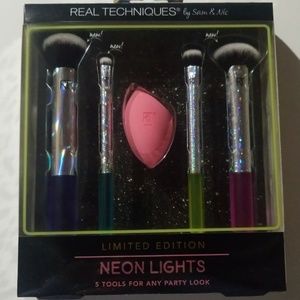 Real techniques by Sam & Nic Neon lights brush set